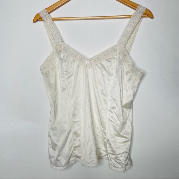 VINTAGE | Satin Lace Trim V-Neck Cami Lingerie Sleep Tank - Picture 2 of 6